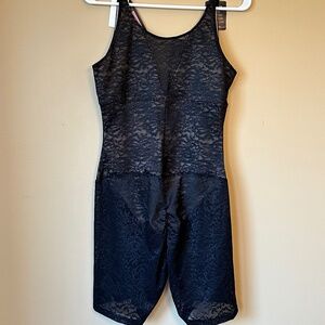 Maidenform women’s Shapewear All Over Solutions size 2XL